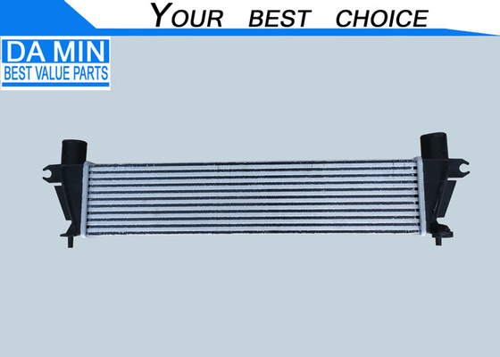 8980906274 Dmax Aralıklı soğutucu Plastik ve Alüminyum Şarj Hava soğutucusu çekirdeği Boyutu 665*152mm