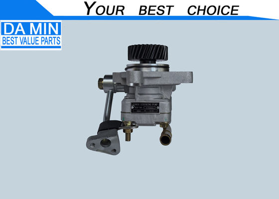 4JK1 4JJ1 direksiyon pompası 8979466980 Isuzu TFR TFS DMAX Alıcı Güçlü Direksiyon Pompası 29 Diş Delekleri Uzun Yağ borusu